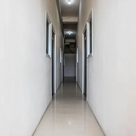 Oyo 2230 Ava Guest House-3
